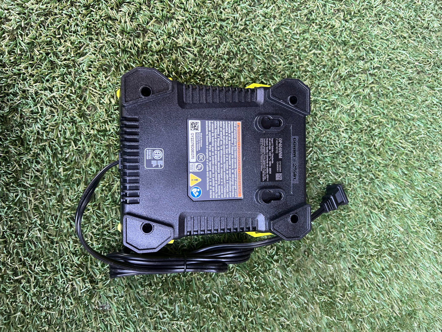 RYOBI 40V Lithium-Ion Rapid Charger