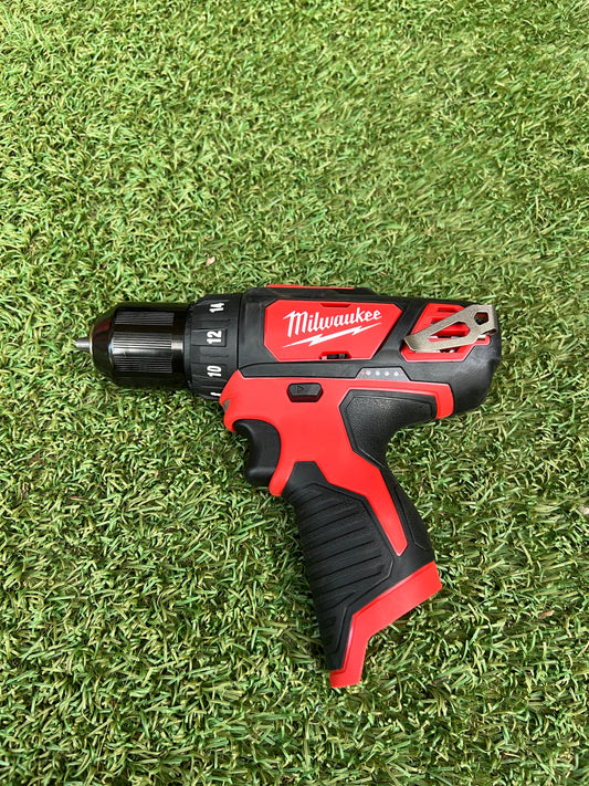 Milwaukee M12 12V Lithium-Ion Cordless 3/8 in. Drill/Driver (Tool-Only)