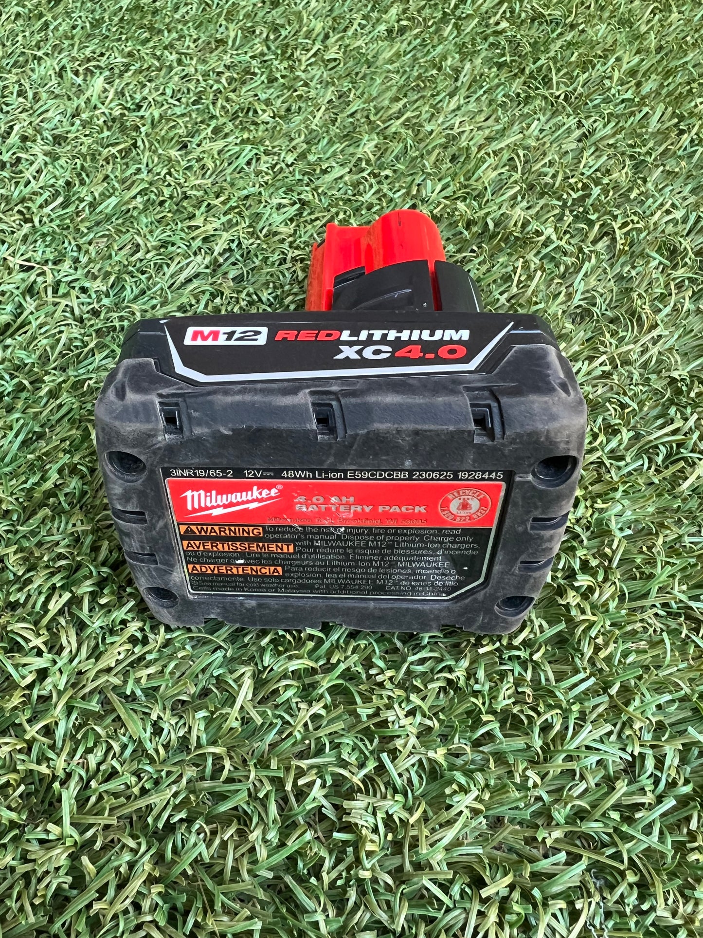 Milwaukee M12 12-Volt Lithium-Ion XC Extended Capacity Battery Pack 4.0Ah