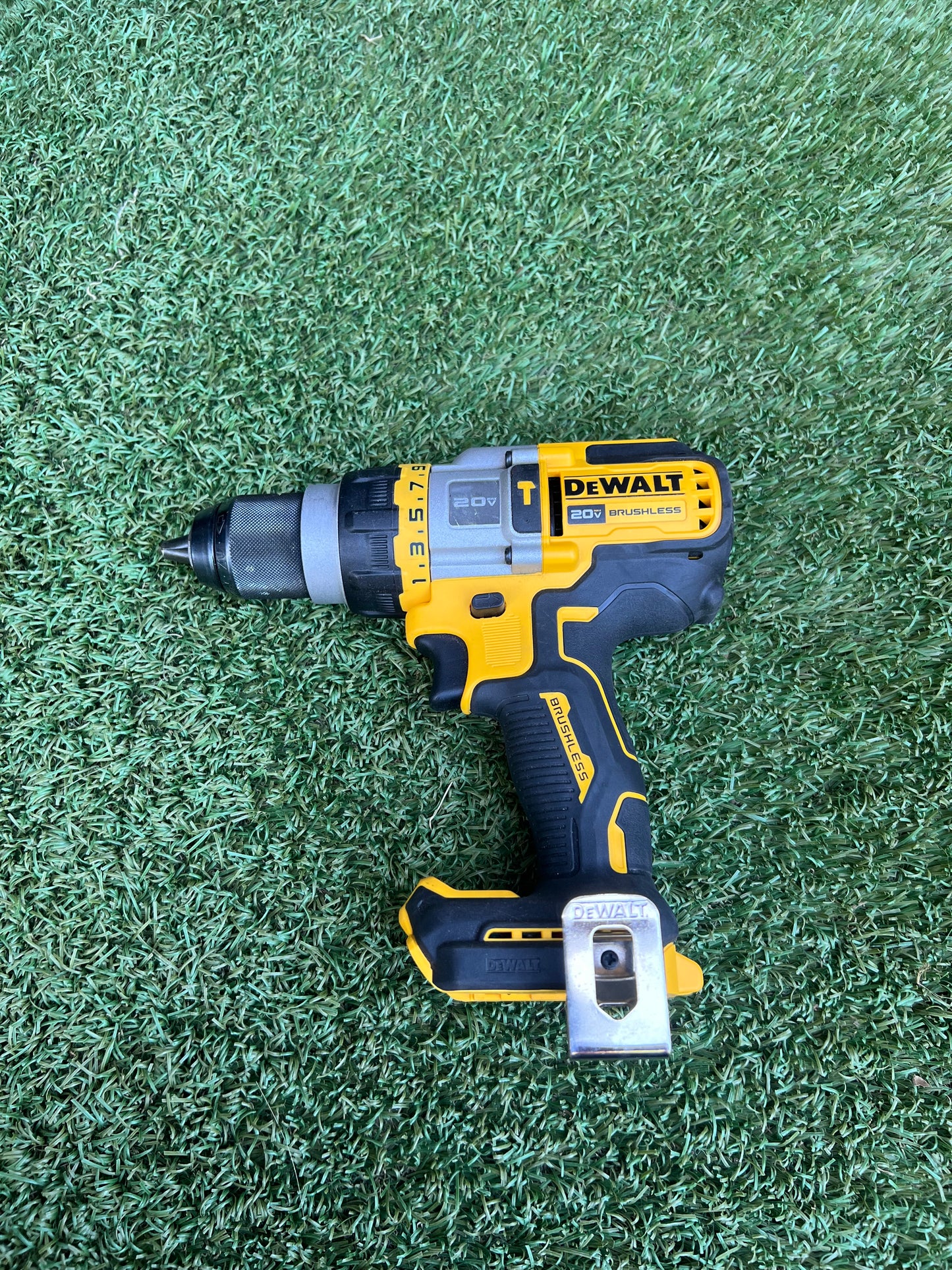 DEWALT 20V MAX Brushless Cordless 1/2 in. Hammer Drill/Driver with FLEXVOLT ADVANTAGE (Tool Only)