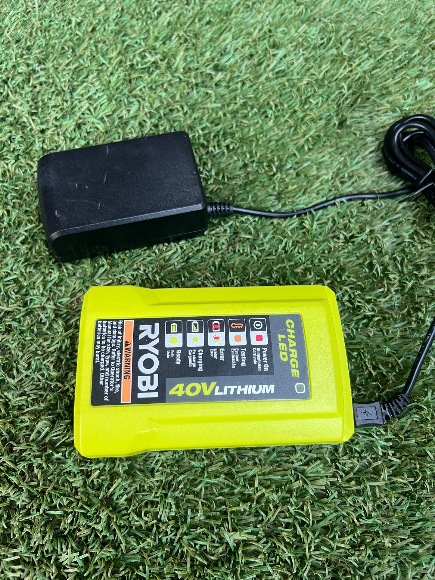 RYOBI 40V Lithium-Ion Charger