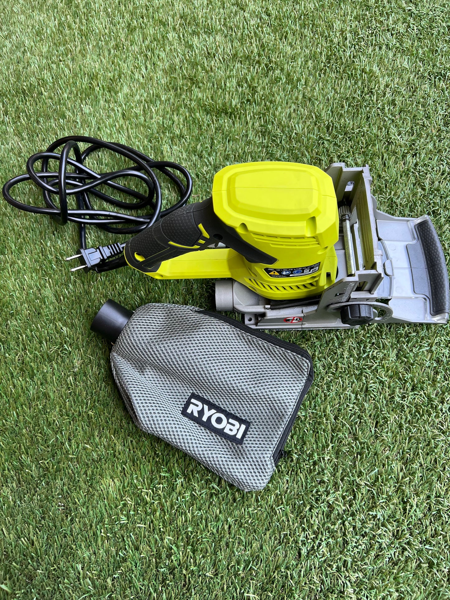 RYOBI 6 Amp Corded AC Biscuit Joiner Kit with Dust Collector and Bag