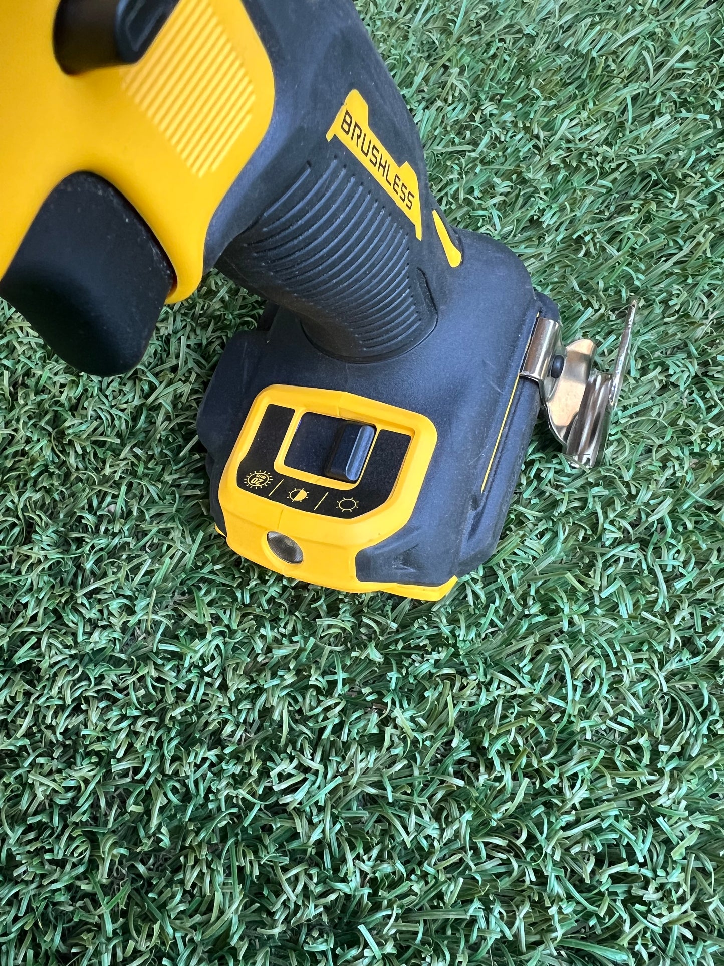 DEWALT 20V MAX Brushless Cordless 1/2 in. Hammer Drill/Driver with FLEXVOLT ADVANTAGE (Tool Only)