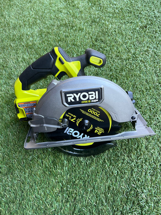 RYOBI ONE+ HP 18V Brushless Cordless 7-1/4 in. Circular Saw (Tool Only)