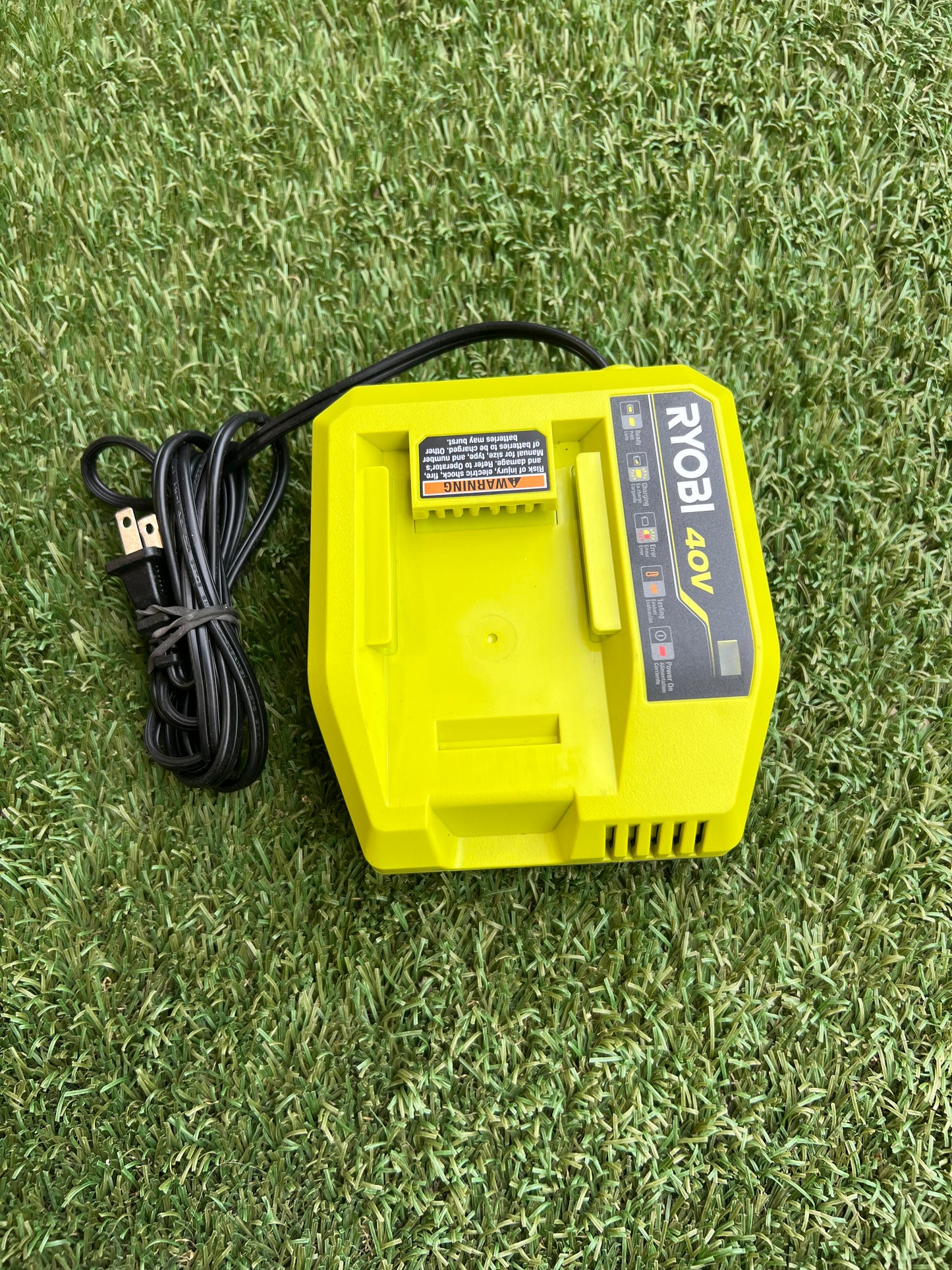 RYOBI 40-Volt Lithium-Ion Fast Charger